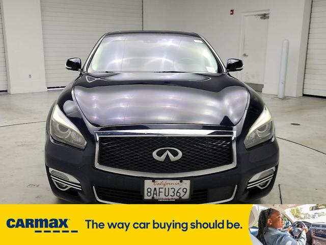 2017 infiniti q70 l
