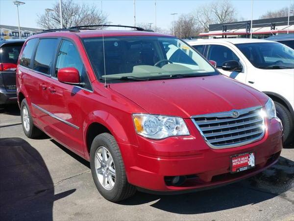 2009 chrysler town & country in saint louis, missouri