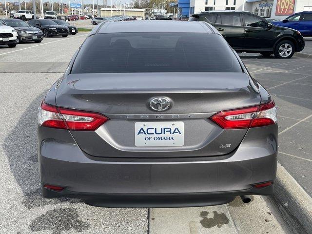 2018 toyota camry le