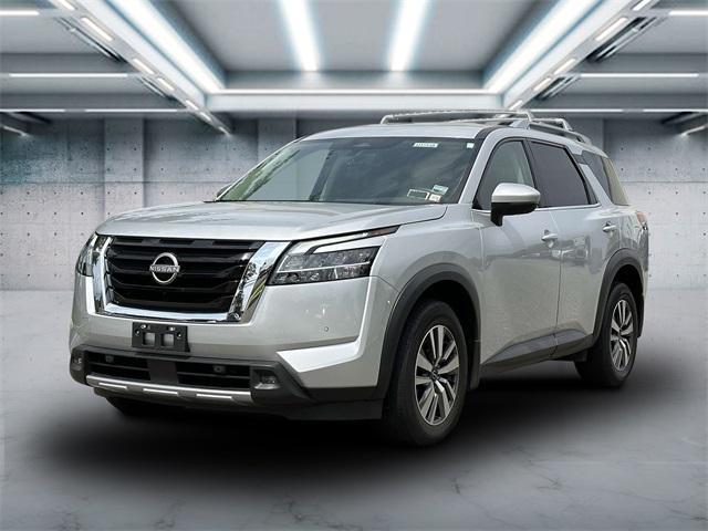 2023 nissan pathfinder sl 4wd
