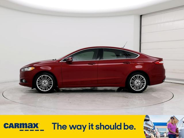 2014 ford fusion se