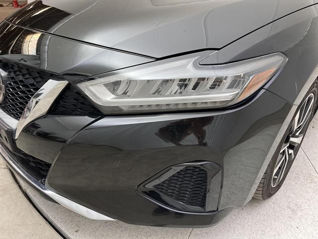 2021 nissan maxima sv