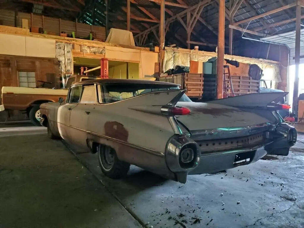 2 1959 cadillacs