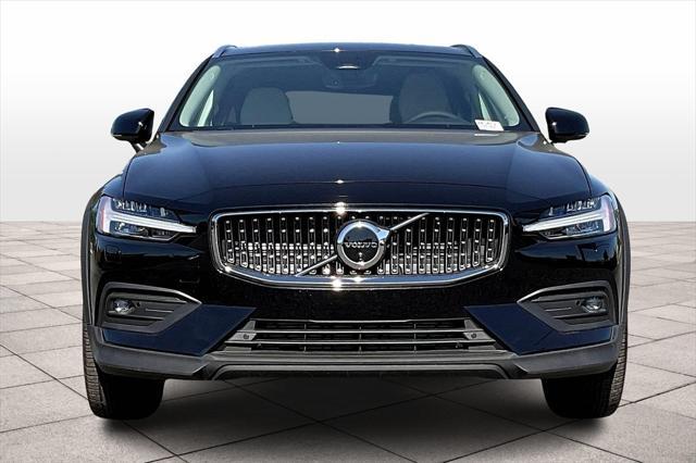 2024 volvo v60 cross country 2.0t premium plus