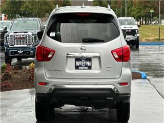 2019 Nissan Pathfinder s