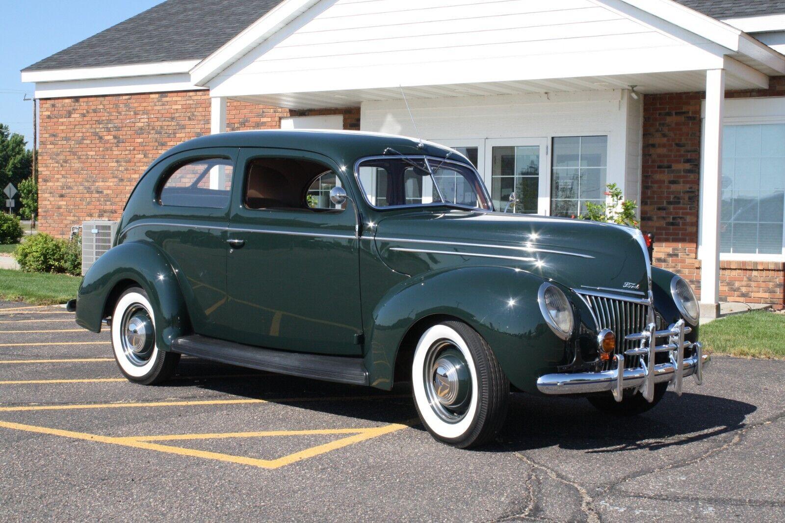 1939 ford deluxe sedan v8 manual