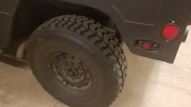 1985 military humvee