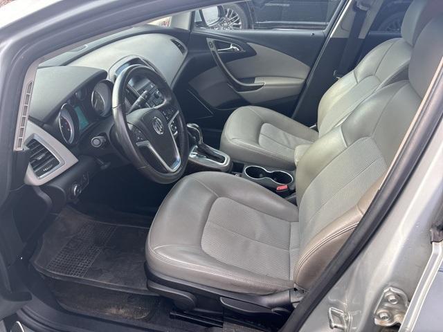 2012 buick verano base
