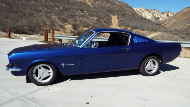 1965 mustang fastback electric car....wow...fantastic