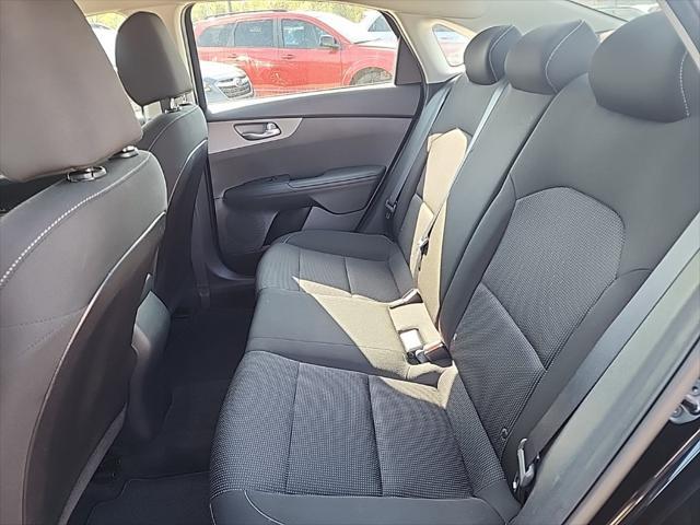 2021 kia forte lxs