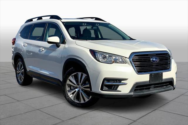 2020 subaru ascent premium 8-passenger