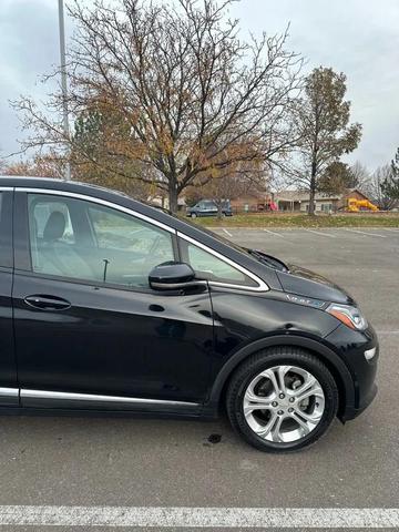 2017 chevrolet bolt ev lt
