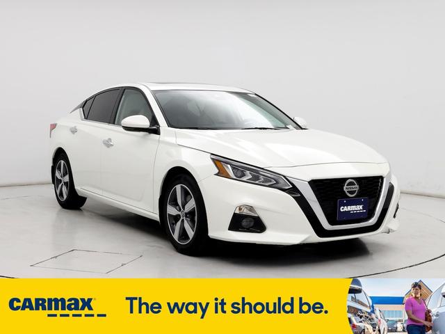 2022 nissan altima sl