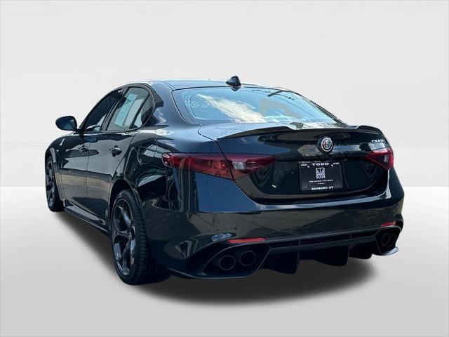 2018 alfa romeo giulia quadrifoglio