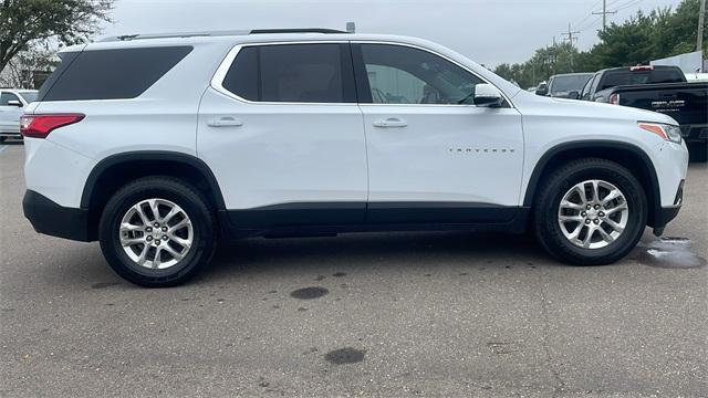 2018 chevrolet traverse lt cloth
