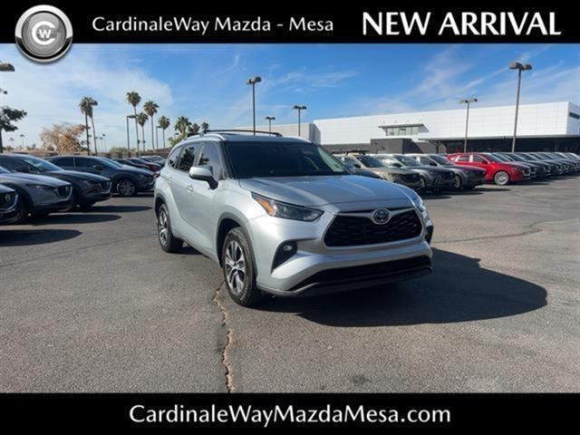 2023 toyota highlander hybrid xle