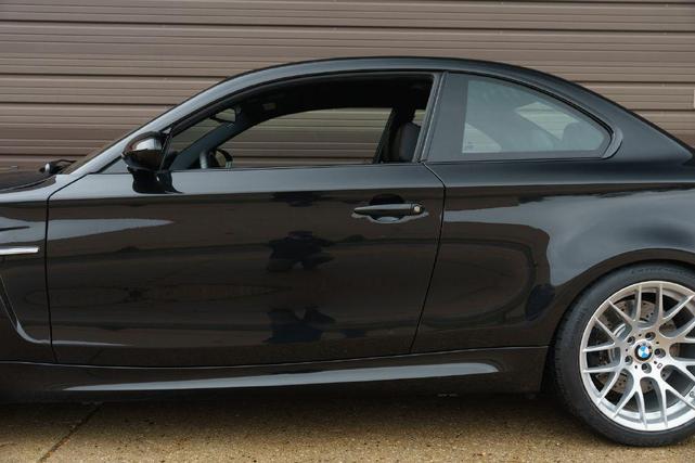 2011 bmw 1 series m base