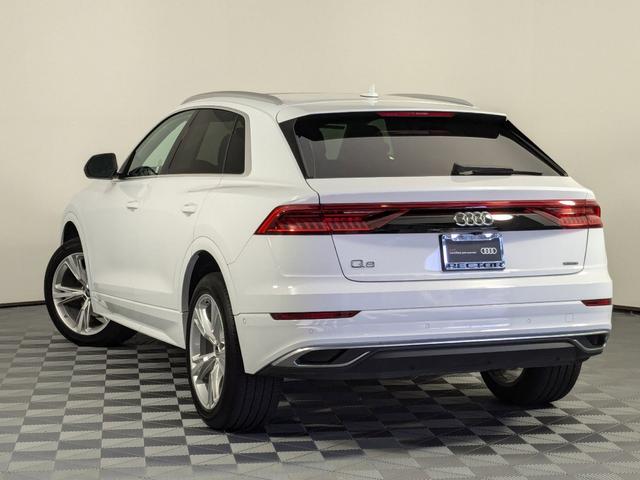 2023 audi q8 premium
