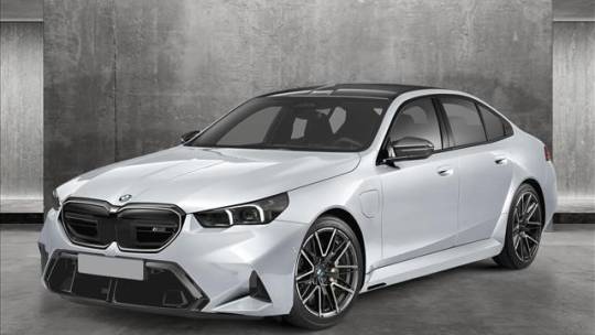 2025 BMW M5