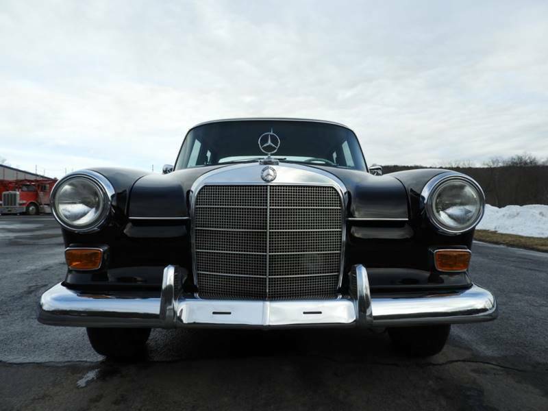 1966 mercedes-benz 200 w110 all original body bare metal respray 54k miles