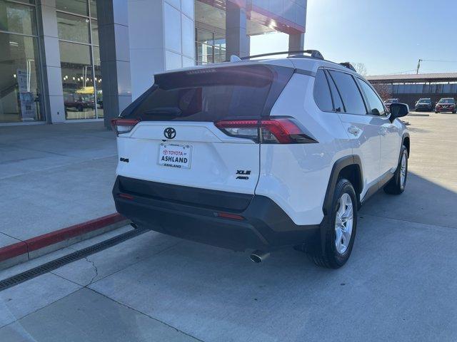 2019 toyota rav4 xle