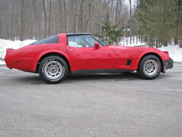 5,575 made! beautiful classic 4 speed red with silver leather+targa top sharp!!