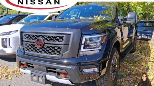 2024 nissan titan pro-4x