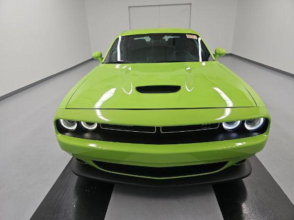 2023 dodge challenger gt