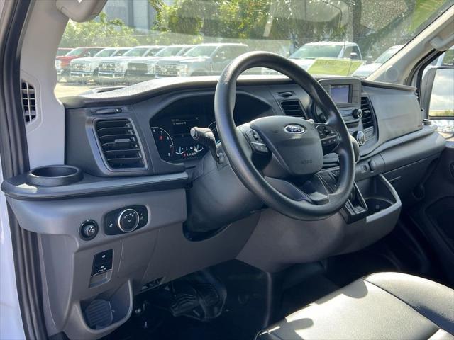 2023 ford transit-250 base