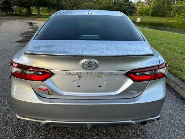2023 toyota camry se