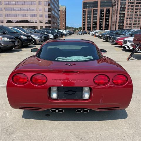 2004 chevrolet corvette base