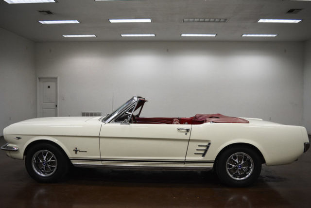 1966 ford mustang 61006 miles white coupe 289 c4