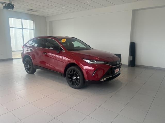 2023 toyota venza le