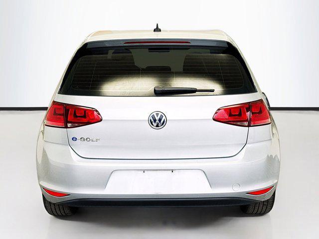 2016 volkswagen e-golf se