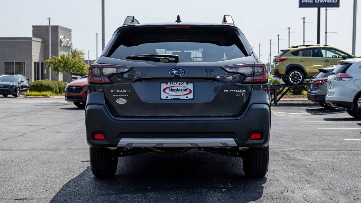 2024 subaru outback limited xt