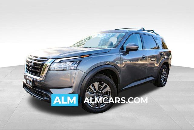 2022 nissan pathfinder sv