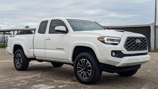 2023 Toyota Tacoma trd sport v6