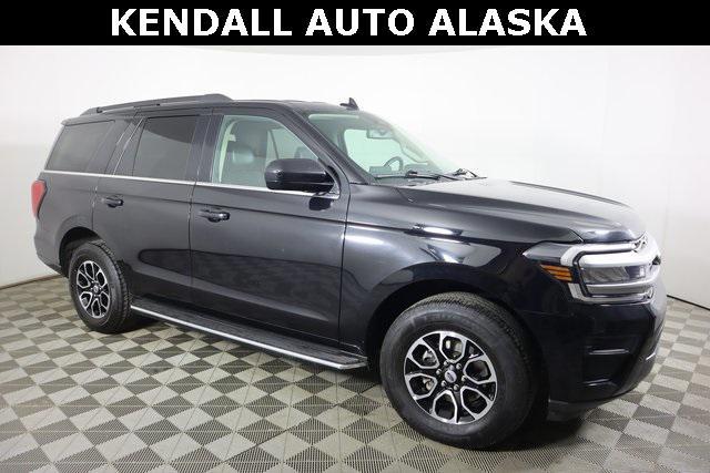 2022 ford expedition xlt