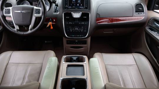 2014 Chrysler Town & Country