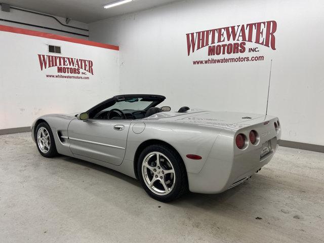 2004 chevrolet corvette base