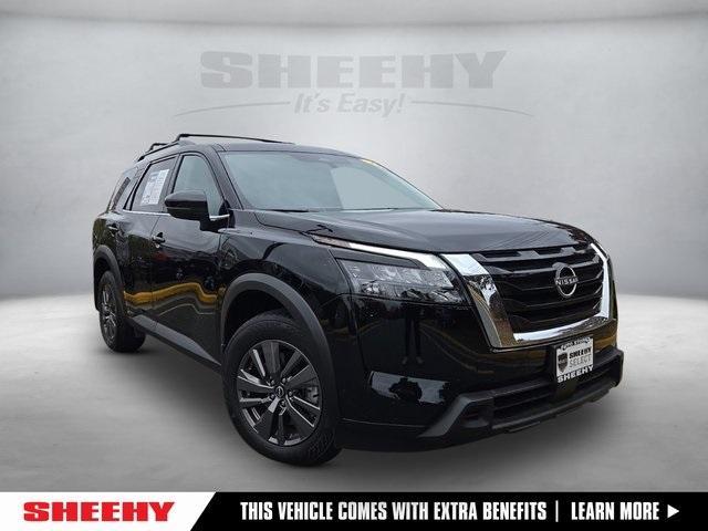 2023 nissan pathfinder sv