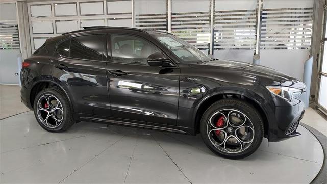 2023 alfa romeo stelvio veloce