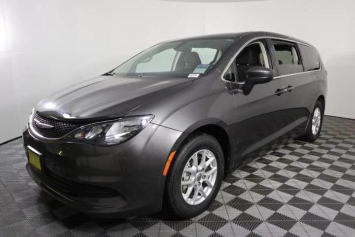 2017 chrysler pacifica lx lx 4dr mini-van for sale in anchorage, alaska
