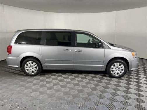 2017 dodge grand caravan se in orchard park, new york