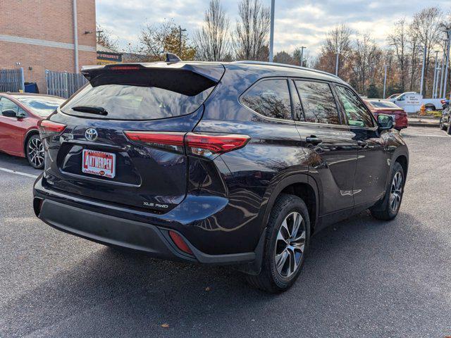 2021 toyota highlander xle