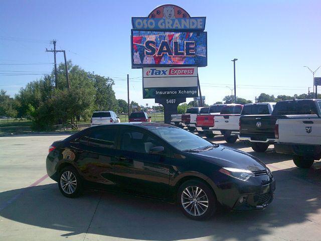 2015 toyota corolla le