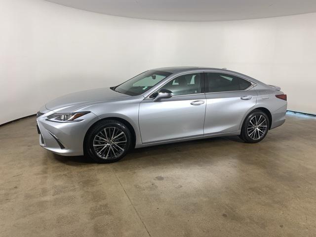 2024 lexus es 250 base