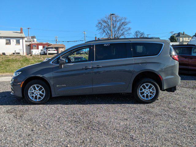 2022 chrysler pacifica touring l