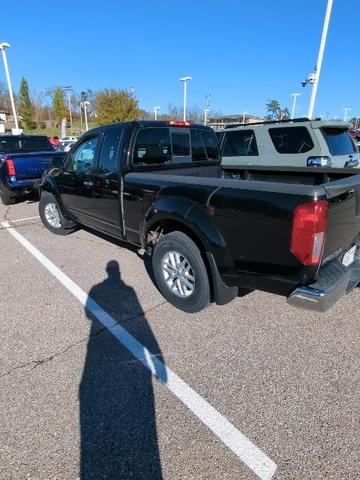 2017 nissan frontier sv