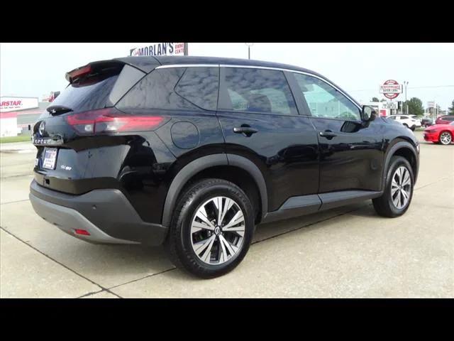 2022 nissan rogue sv
